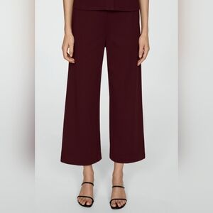 Burgundy Knitted culotte trousers